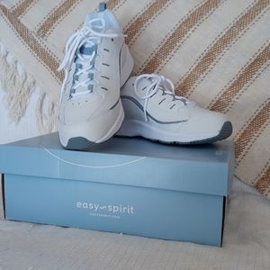 Easy Spirit Romy Walking Shoe